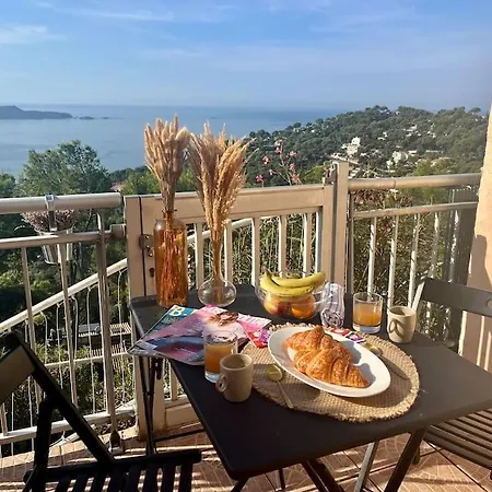 Avec Terrasse Privee Et Vue Exceptionnelle 公寓